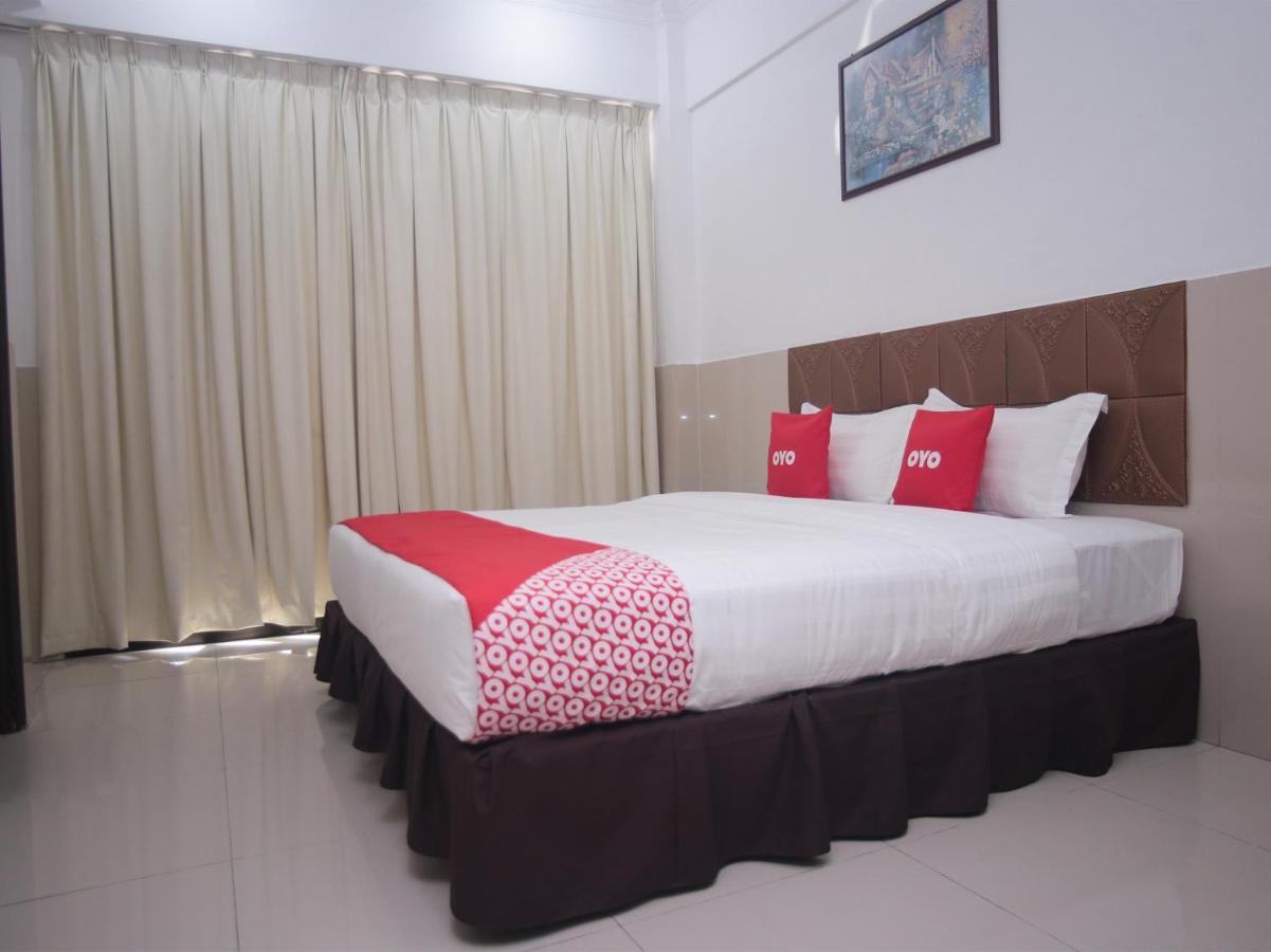Oyo 89851 Leila Hotel Sandakan Exterior foto